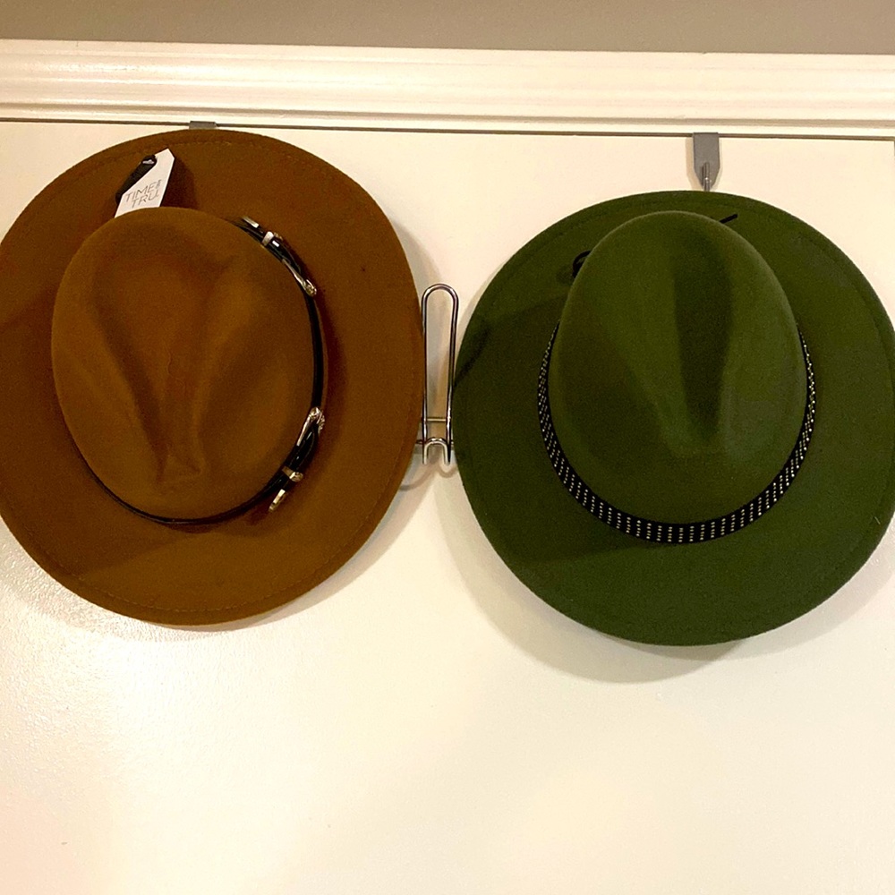 Ladies Hats- Sold Out, but unable to delete